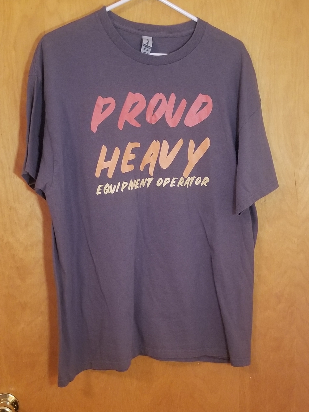 Gildan "Proud Heavy Equipment Operator" Graphic Printed T-Shirt Mens Size XL